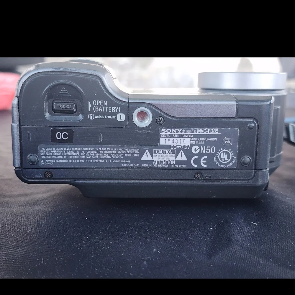 Sony Mavica MVC-FD85  FD Drive Digital Still Camera - Untested